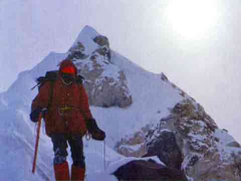 
Ang Chappal Descending From Makalu Summit May 1, 1978 - Makalu In Simple Harmony book
